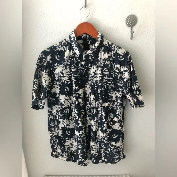 H&M Patterned Resort Shirt